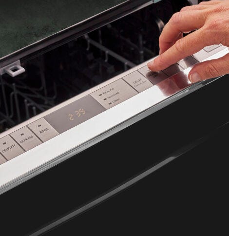 Unique Classic Retro Dishwasher Midnight Black UGP-24CR DW B