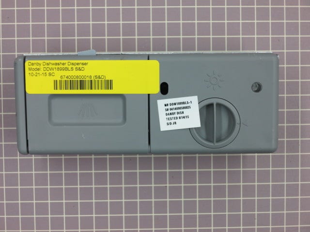 Dispenser 674000800018