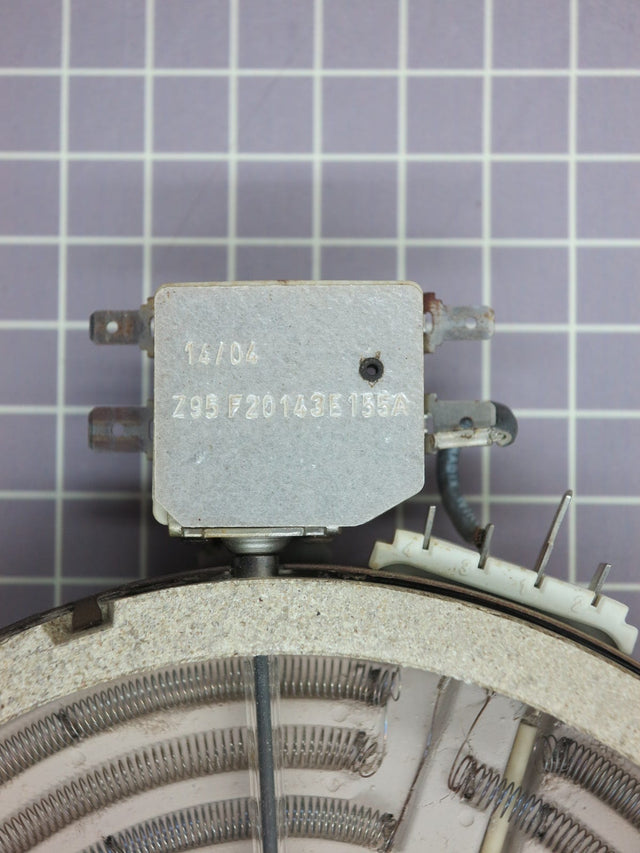 Dual Surface Element (2400W) 74009898