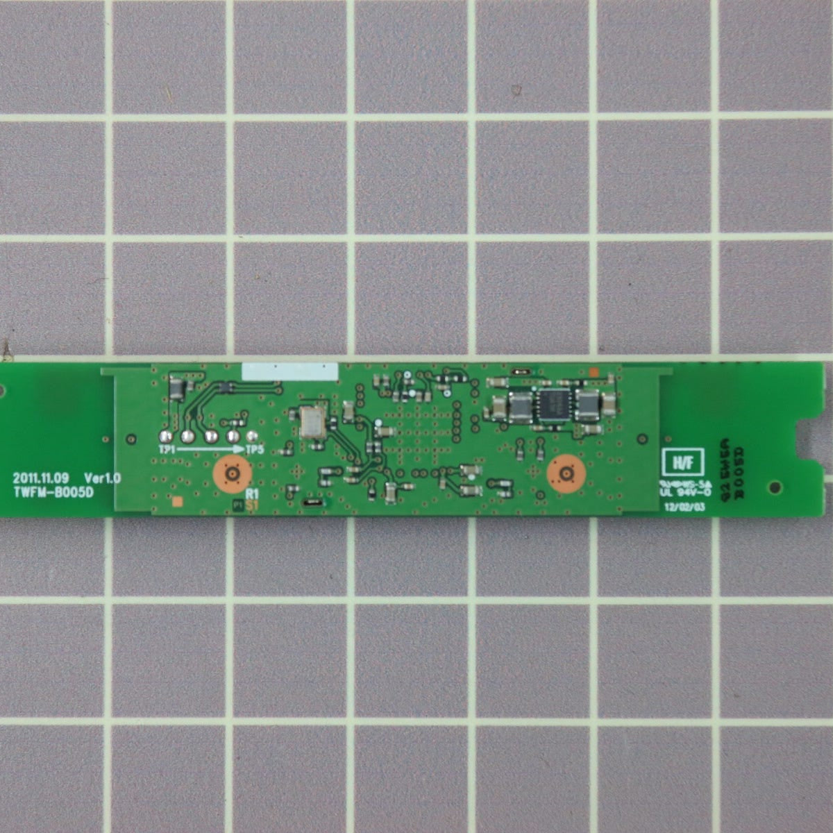 Module Wi-Fi Pour Téléviseur Sharp LC-60C6500U - Références RUNTKA936WJQZ / TWFM-B005D, Ouvert Jamais Utilisé