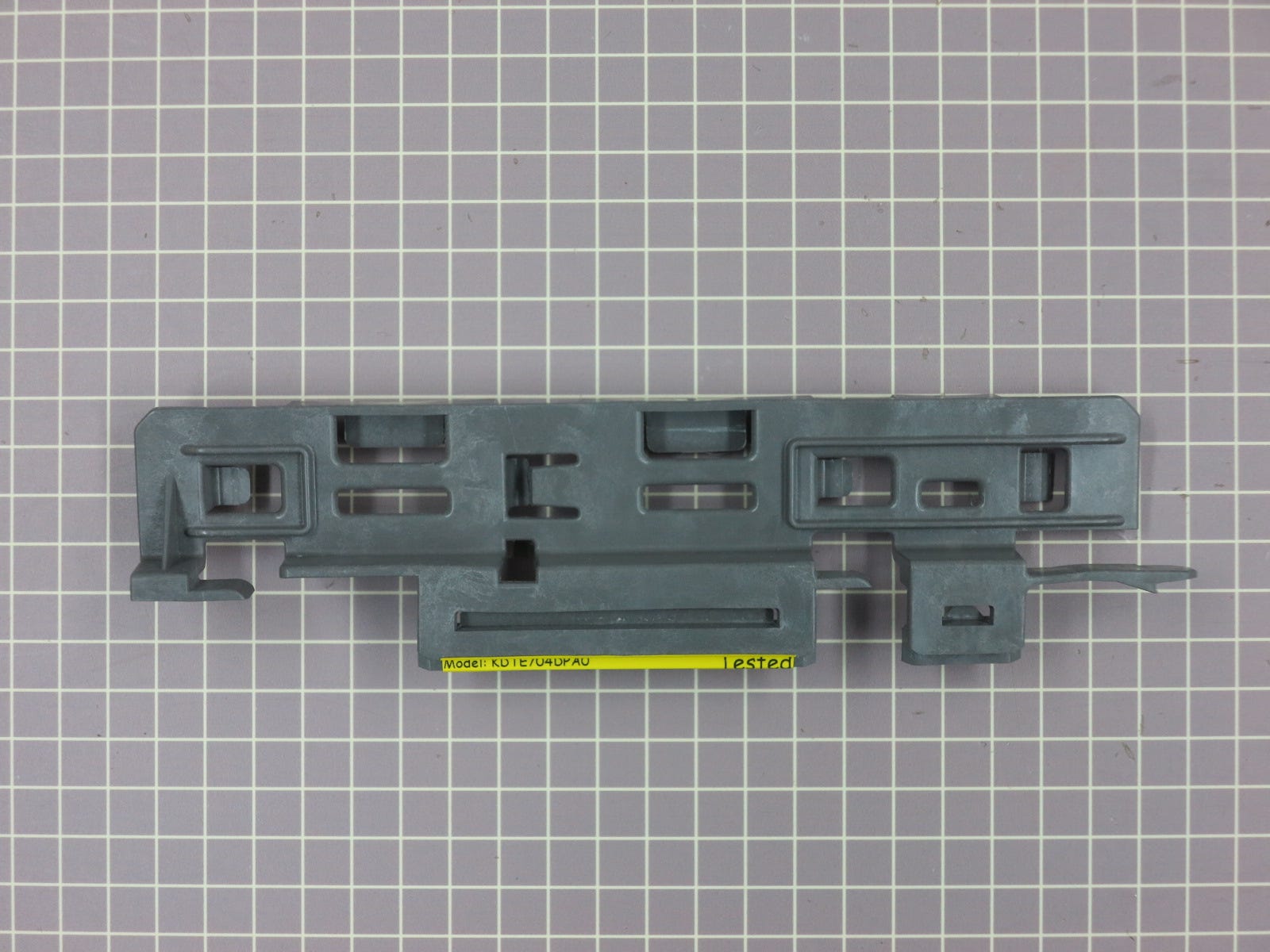Lower Rack Right Support W10473809
