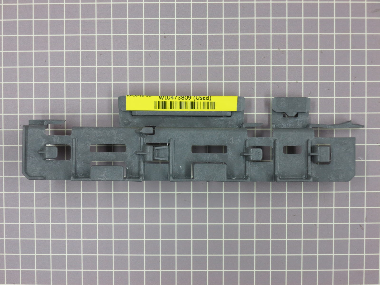 Lower Rack Right Support W10473809