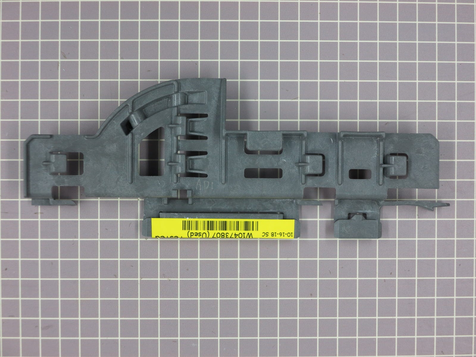Lower Rack Left Support W10473807