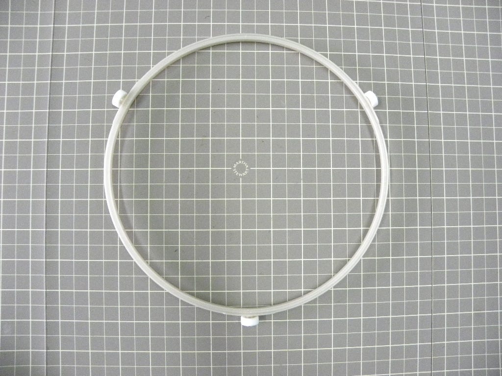 Magic Chef Microwave Guide Roller (9 1/4") MCM1290A