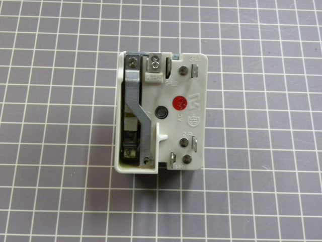 Infinite 8" Switch (8.8-10.8A) 2100-2600W 316436001