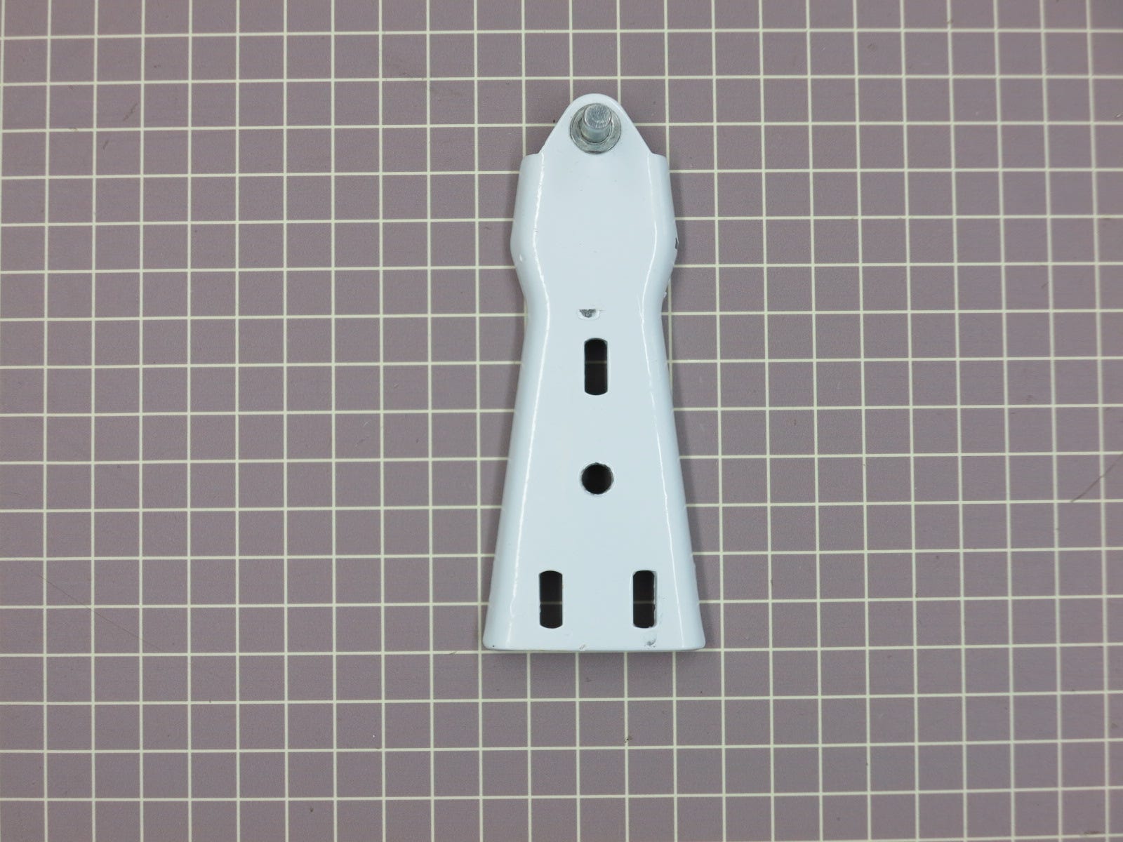 Lower Hinge WR13X10749