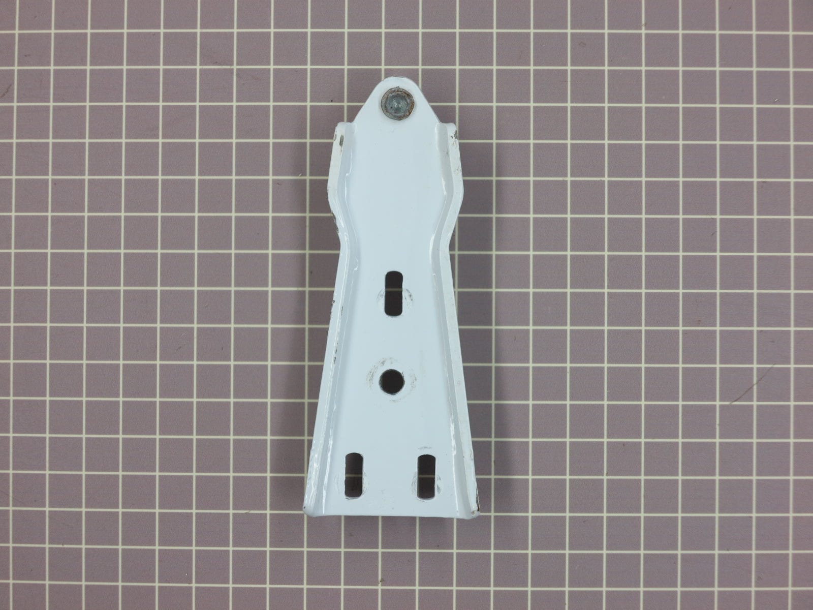 Lower Hinge WR13X10749