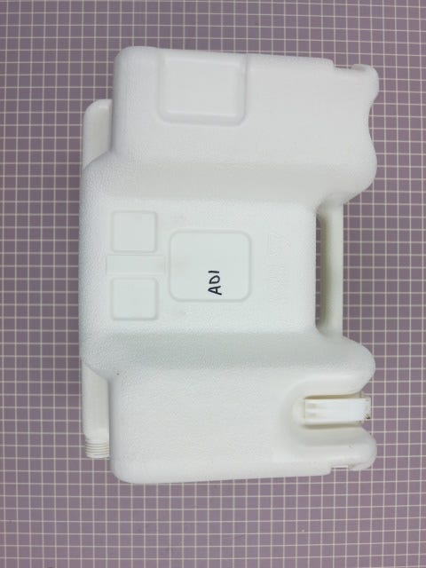 Water Bucket with Float WK10X10007