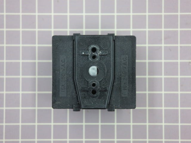 Oven Switch (10A) 3148419