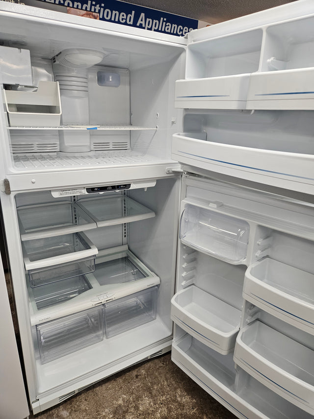 Reconditioned GE 33" Top-Freezer Refrigerator GTS22KBPRWW