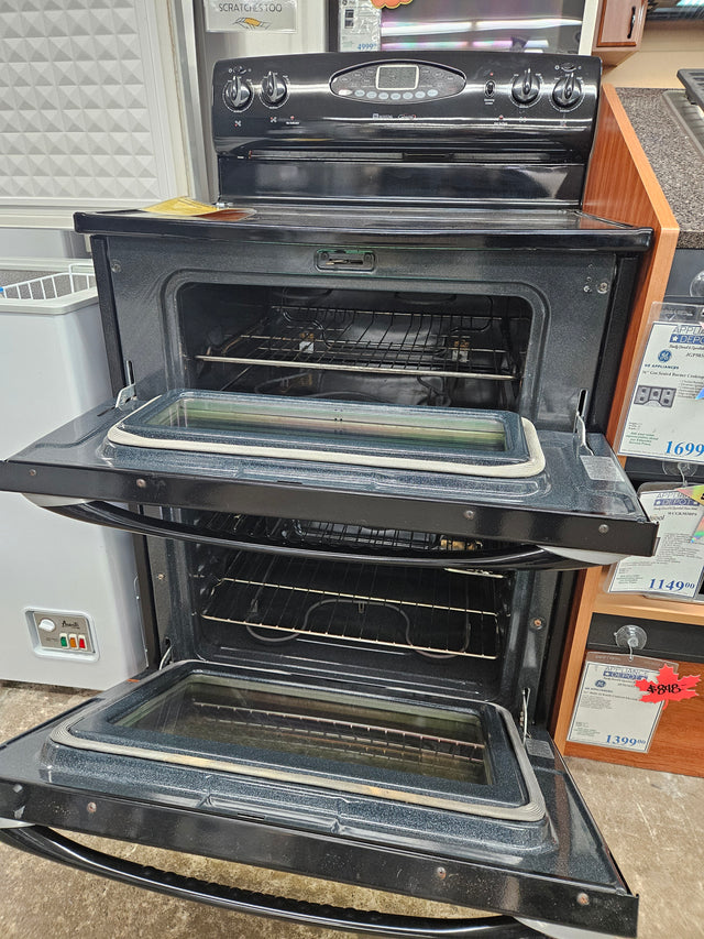 Reconditioned Maytag Electric 30 in. Double-Oven Free Standing Range MER6775AAB