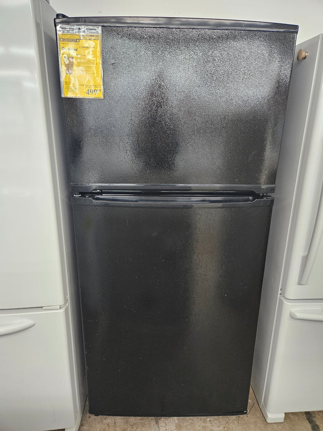 Reconditioned Criterion 30" Top Freezer Refrigerator CTMR182WD1B