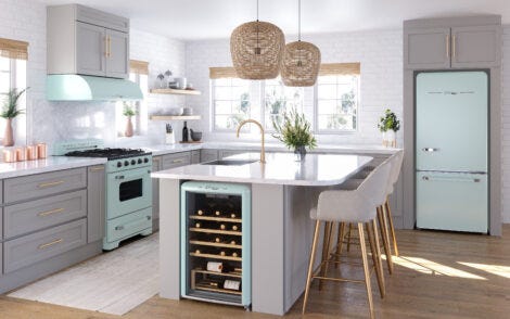 Classic Retro 30 in 17.7 cu. ft. Frost Free Retro Bottom Freezer Refrigerator in Summer Mint Green, ENERGY STAR UGP-510L LG AC