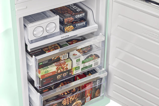 Classic Retro 23.6 in 11.7 cu. ft. Frost Free Retro Bottom Freezer Refrigerator in Summer Mint Green, ENERGY STAR UGP-340L LG AC