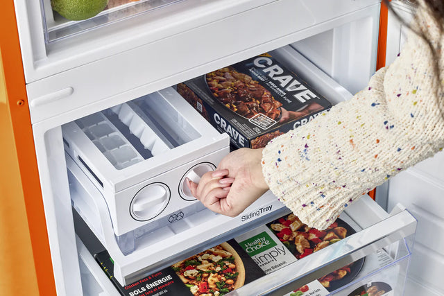 Classic Retro 23.6 in 11.7 cu. ft. Frost Free Retro Bottom Freezer Refrigerator in Creamsicle Orange, ENERGY STAR UGP-340L O AC