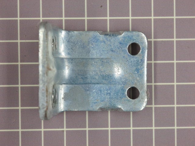 Lower Hinge 5303917777