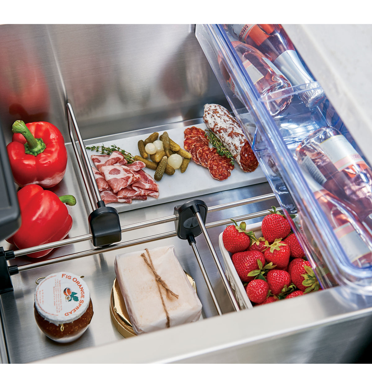 Café 5.7 Cu. Ft. Built-In Dual-Drawer Refrigerator CDE06RP3ND1