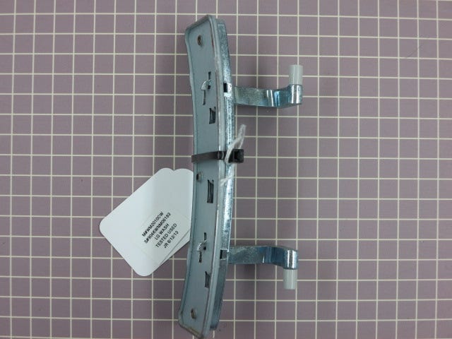 Hinge Bracket MAZ38811101