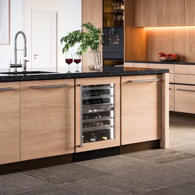 Silhouette Pro Gen 3 – 24” Built-In Wine Cellar Panel-Ready SPRWC052D3SS-P