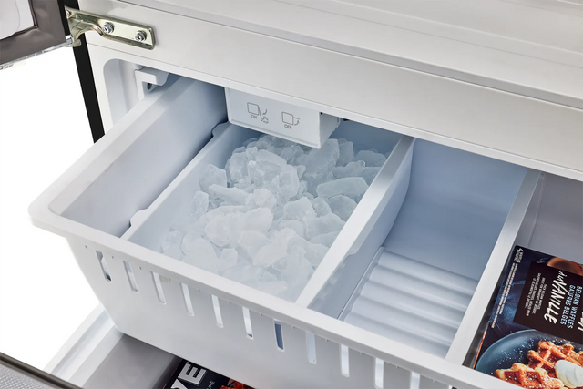 Classic Retro 36-inch 21.4 cu. ft. Frost Free French Door Counter Depth Refrigerator with Built-In Ice Maker in Midnight Black, ENERGY STAR® UGP-595L B AC