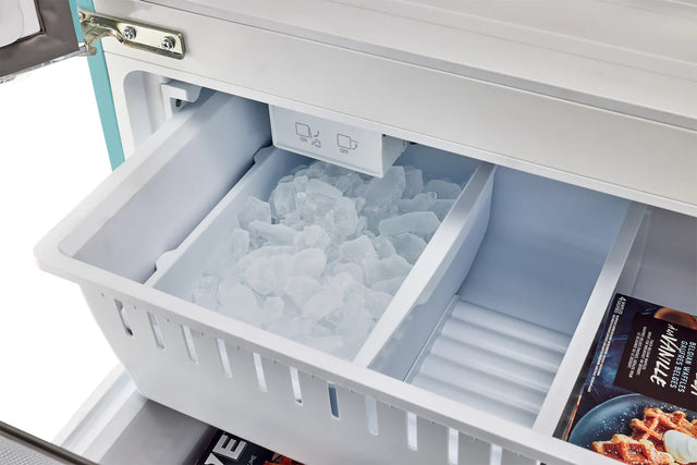 Classic Retro 36-inch 21.4 cu. ft. Frost Free French Door Counter Depth Refrigerator with Built-In Ice Maker in Ocean Mist Turquoise, ENERGY STAR® UGP-595L T AC