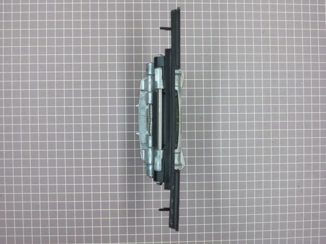 Door Hinge 134704600