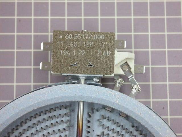 6" Surface Element 1200W 374063522 - 374063522 (S&D)