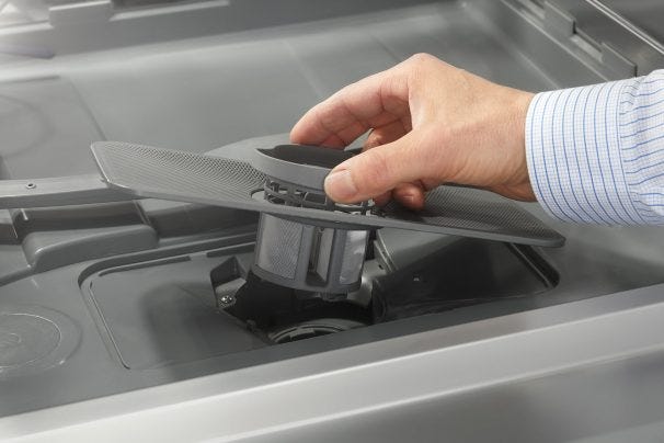 Danby 6 Place Setting Countertop Dishwasher DDW631SDB