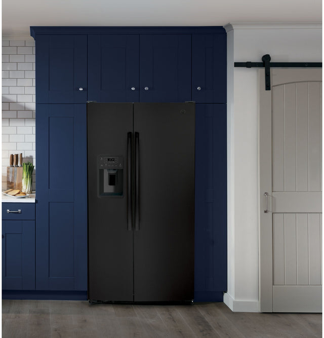 GE 25.3 Cu. Ft. Side-By-Side Refrigerator GSS25GGPBB