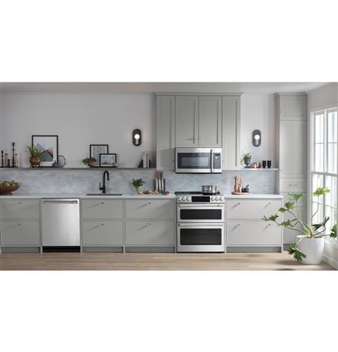 Café 30" Slide-In Front Control Induction and Convection Double Oven Range CHS950P2MS1