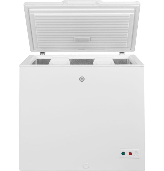 GE 8.8 CU. FT. MANUAL DEFROST CHEST FREEZER FCM9SRWW