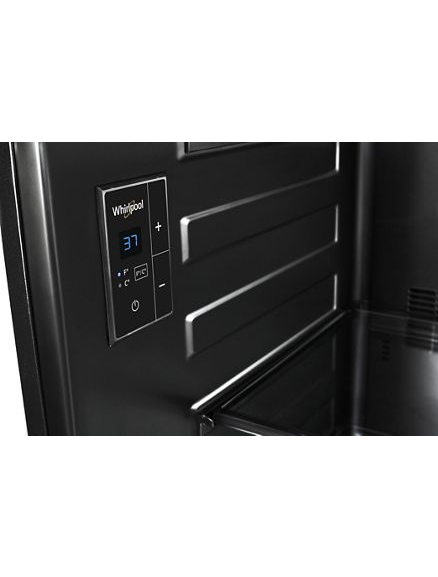 Whirlpool 24-inch Wide Undercounter Refrigerator with Towel Bar Handle - 5.1 cu. ft. WUR35X24HZ