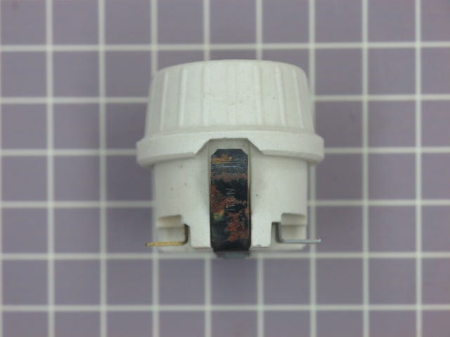 Receptacle 790312