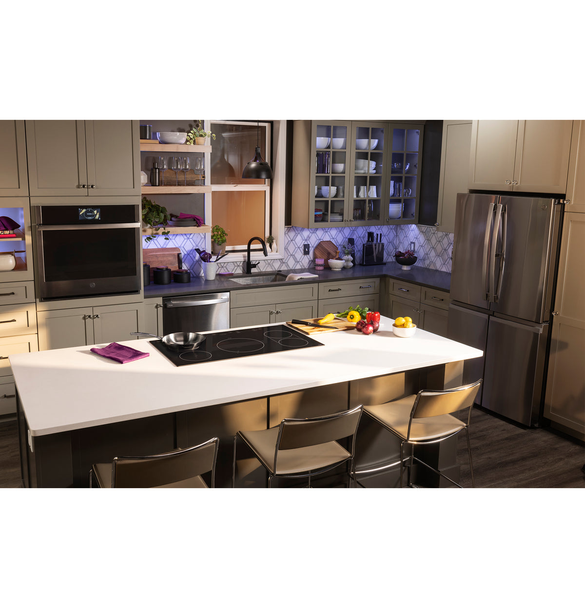 GE Profile™ ENERGY STAR® 36" Built-In Touch Control Induction Cooktop PHP6036DWBB