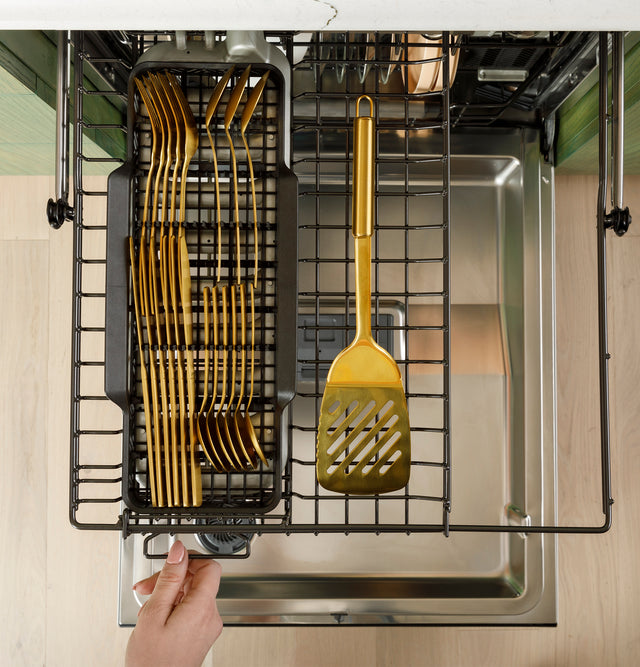 Café™ Smart Stainless Steel Interior Dishwasher with Sanitize and Ultra Wash & Dual Convection Ultra Dry CDT858P4VW2