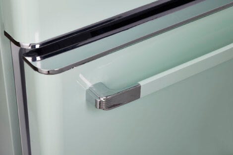 Classic Retro 30 in 17.7 cu. ft. Frost Free Retro Bottom Freezer Refrigerator in Summer Mint Green, ENERGY STAR UGP-510L LG AC