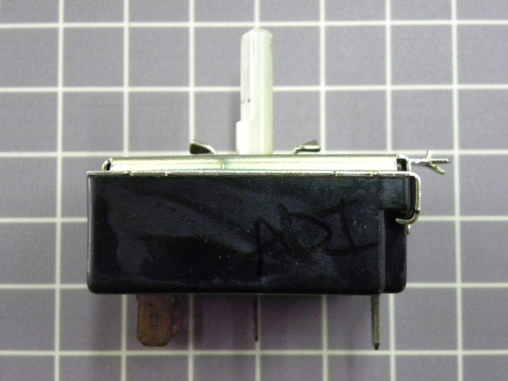 Speed Switch (20A) 21001673