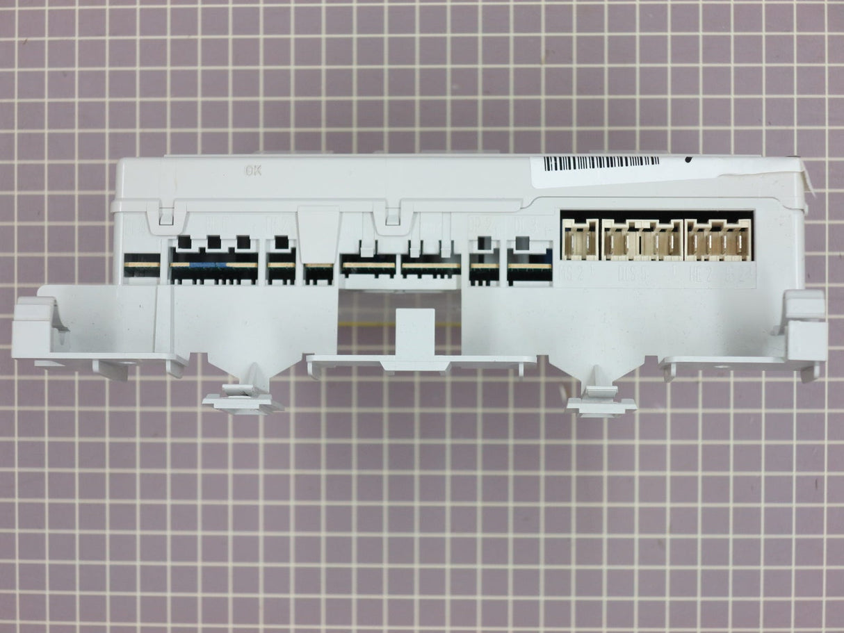 Microcomputer 8182280
