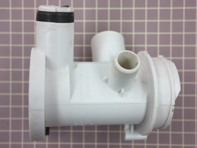 Pump Case DC61-02166A