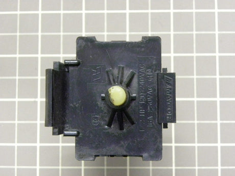 Temperature Switch (16A) 22001825