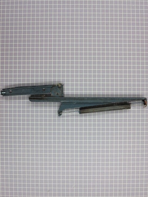 Door Hinge (RH) 316205000