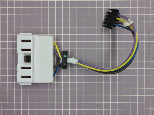 Receptacle 7408P081-60