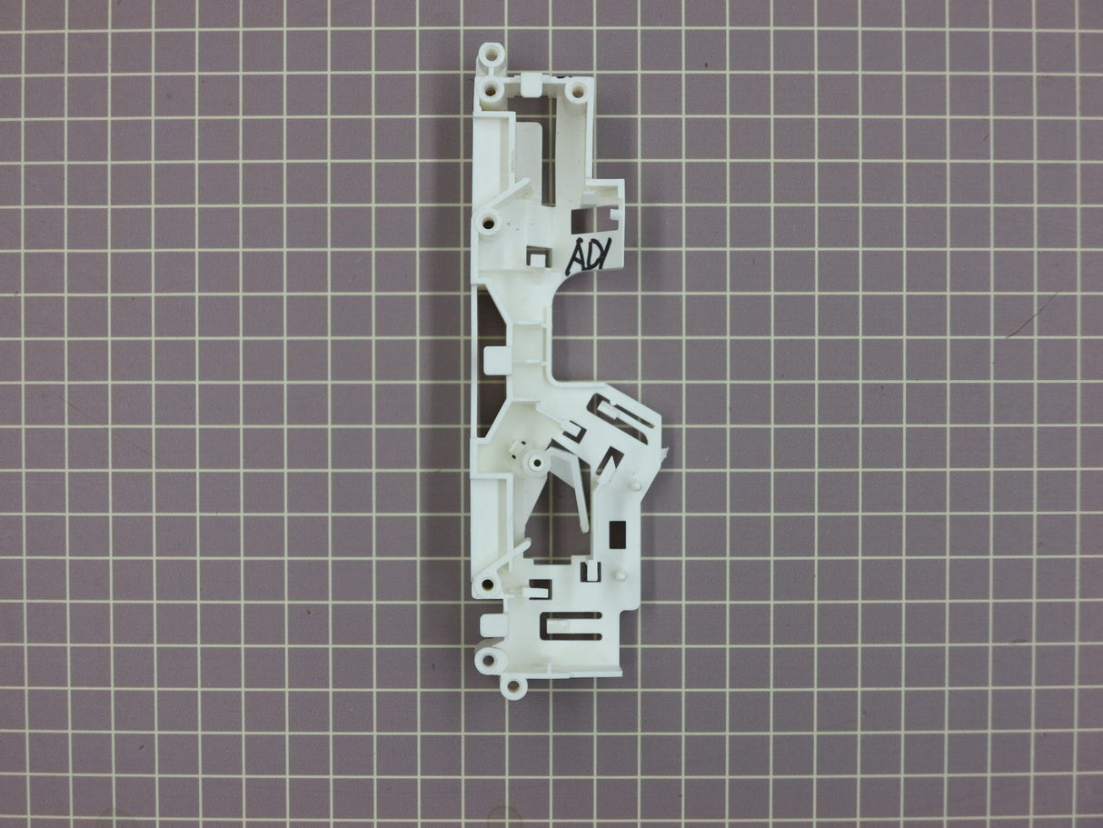 Latch Bracket WB06X10216