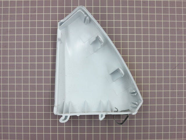 Control Panel End Cap (RH) (With Clip) 8566032