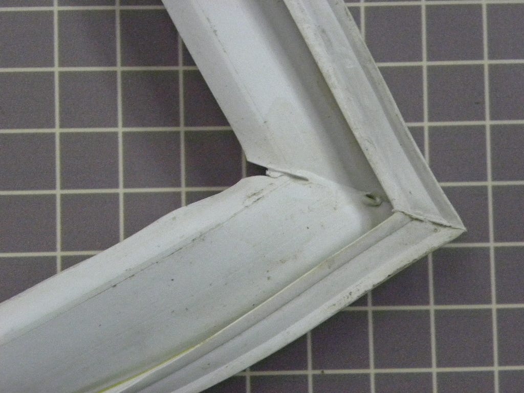 Gasket 218730605