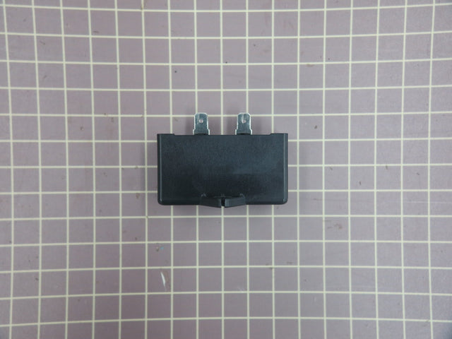 Capacitor 218909901