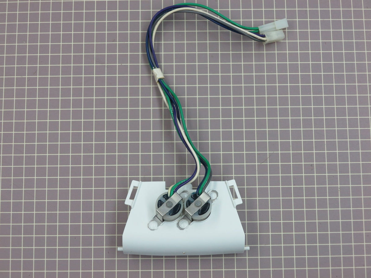 Upper Fill Spout with Thermistor 22003995