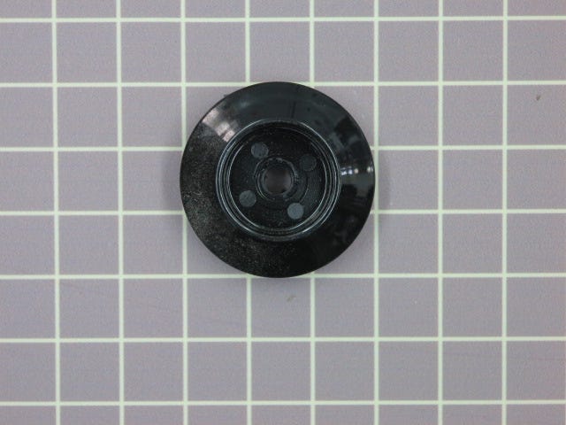 Spacer 4389418