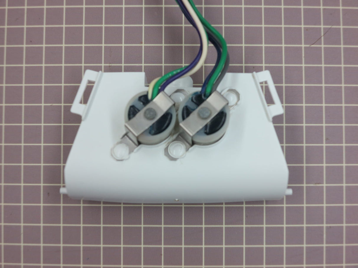 Upper Fill Spout with Thermistor 22003995