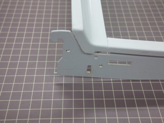 Shelf and Shelf Support 10926206Q